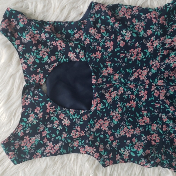 Forever 21 flowery flowy dress - Picture 7 of 8